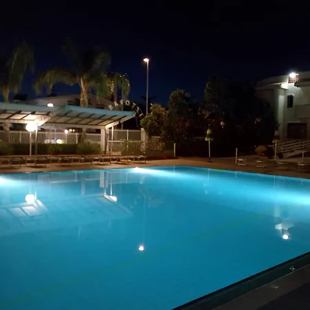 Atlante Lägenhetshotell Leporano