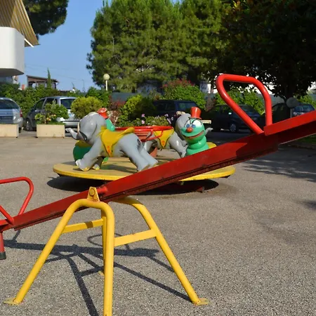 Atlante شقة فندقية ليبورانو